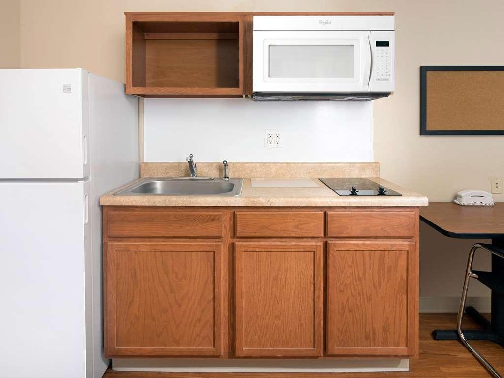 Extended Stay America Select Suites - Wilmington - West Room photo