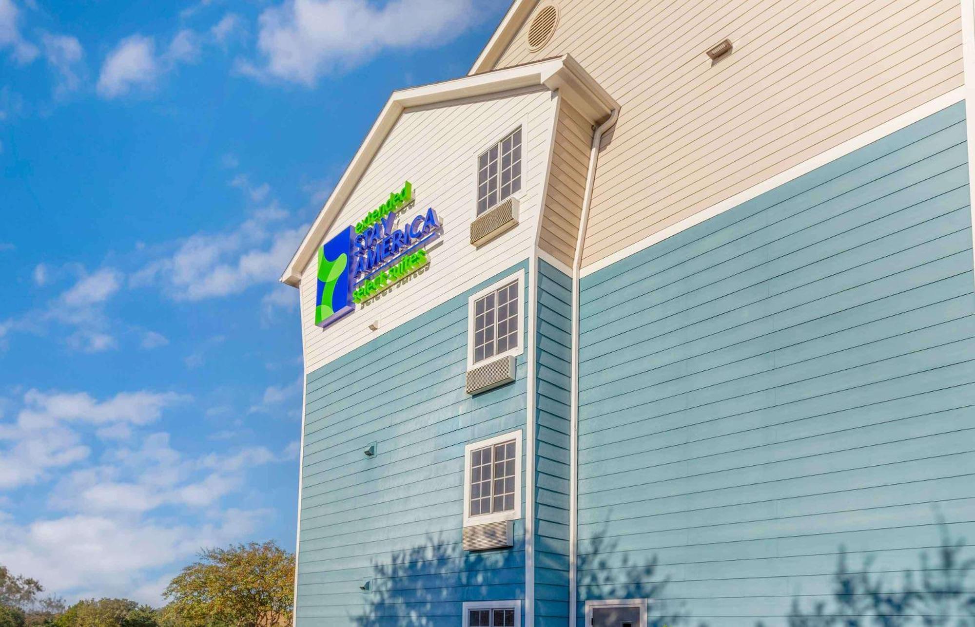 Extended Stay America Select Suites - Wilmington - West Exterior photo