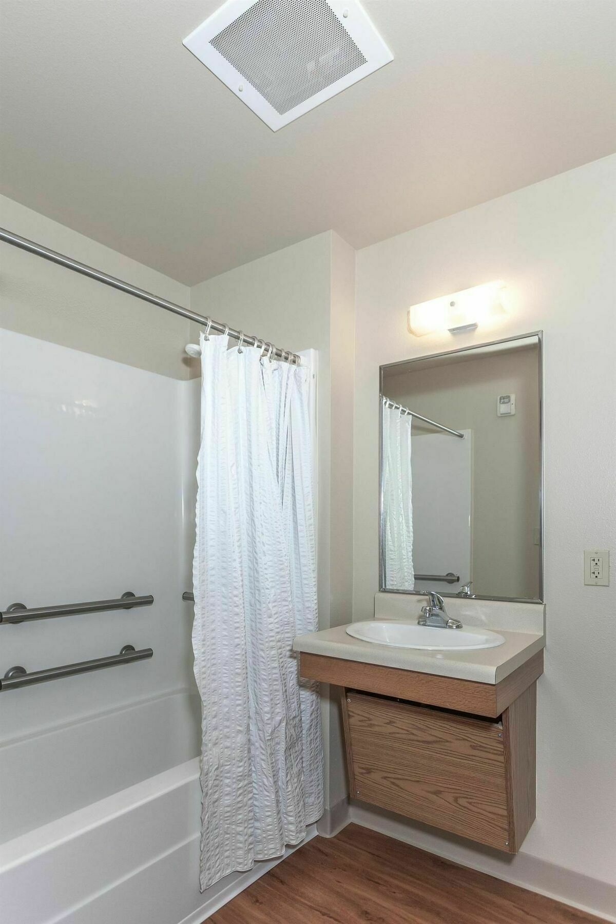 Extended Stay America Select Suites - Wilmington - West Exterior photo